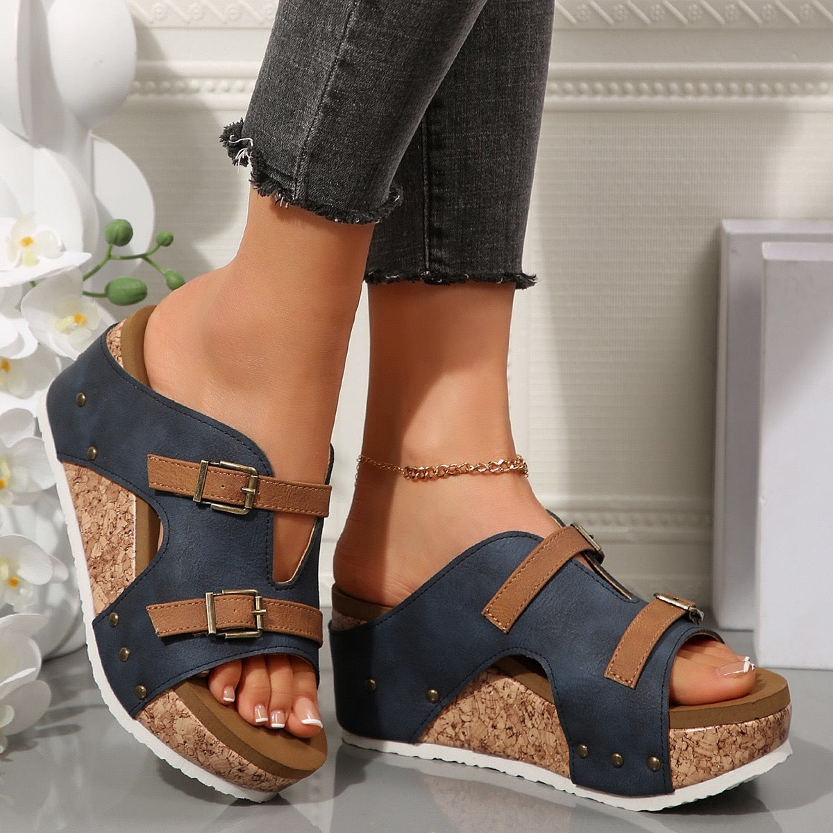 Sandales compensées à bout ouvert – grande taille